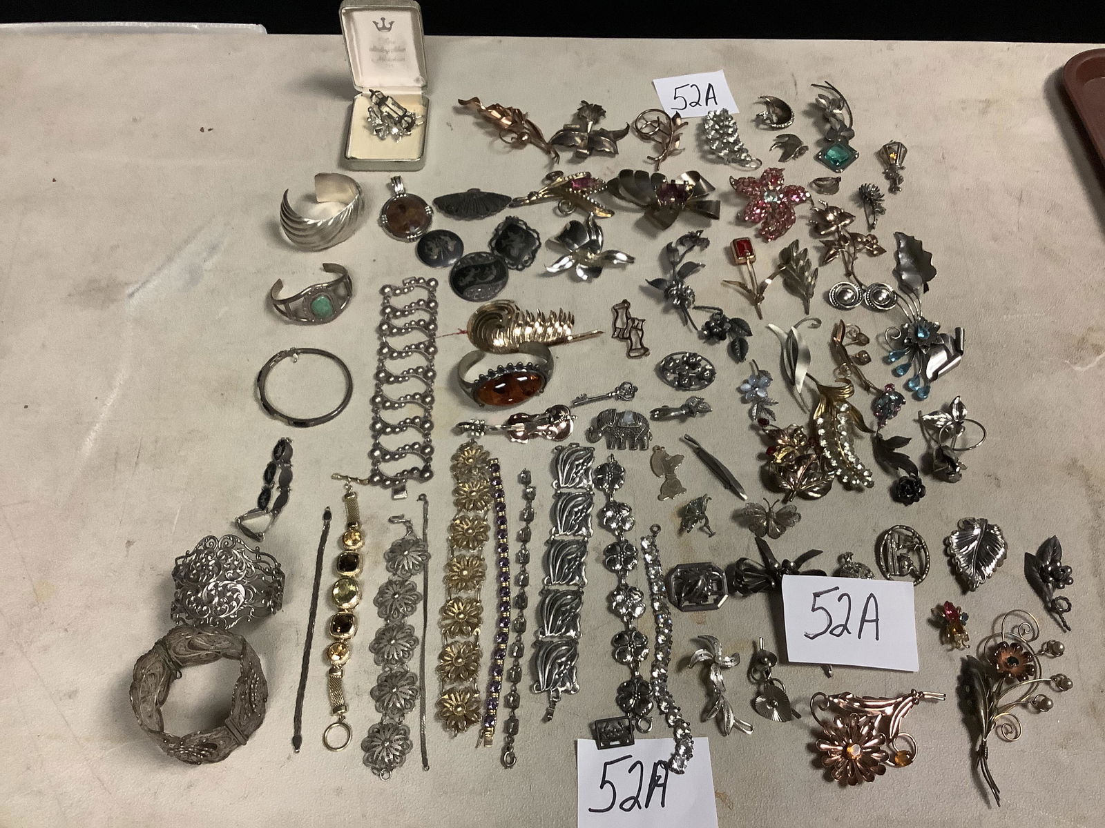 79 Pieces of Vintage Sterling Silver Jewelry (1 of 5)