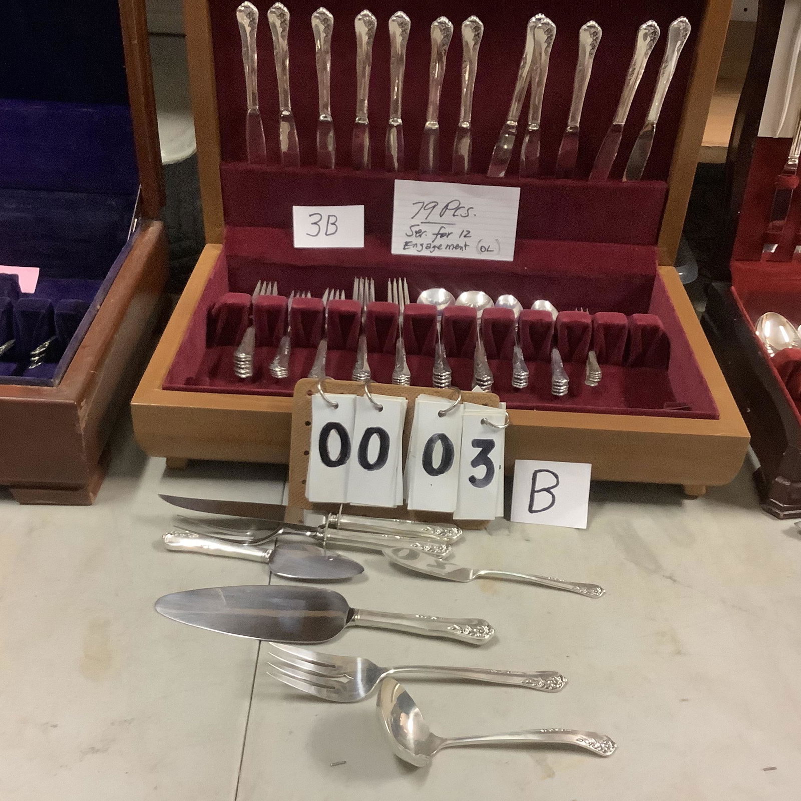 79 Piece Engagement Oneida Sterling Silver Flatware Set (1 of 1)
