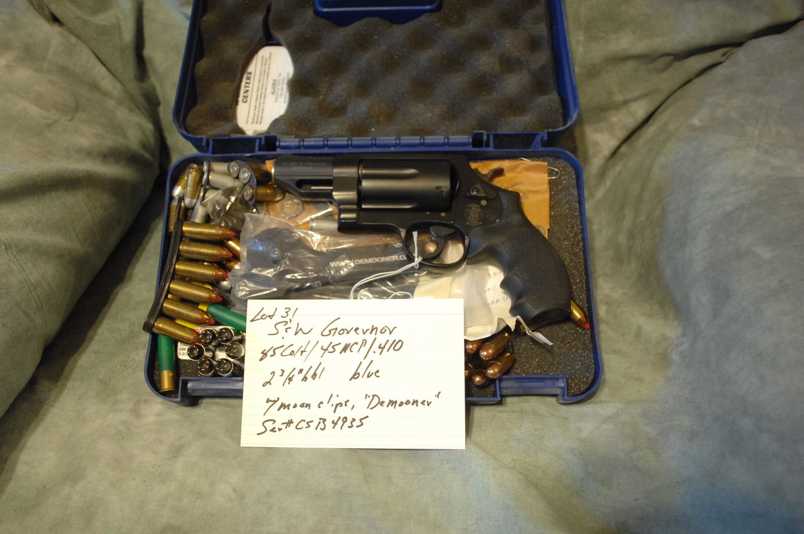 S & W Model Governor: 45 Colt/45ACP/.410 2.75 bbl with moon clips Ser#--CSB4935