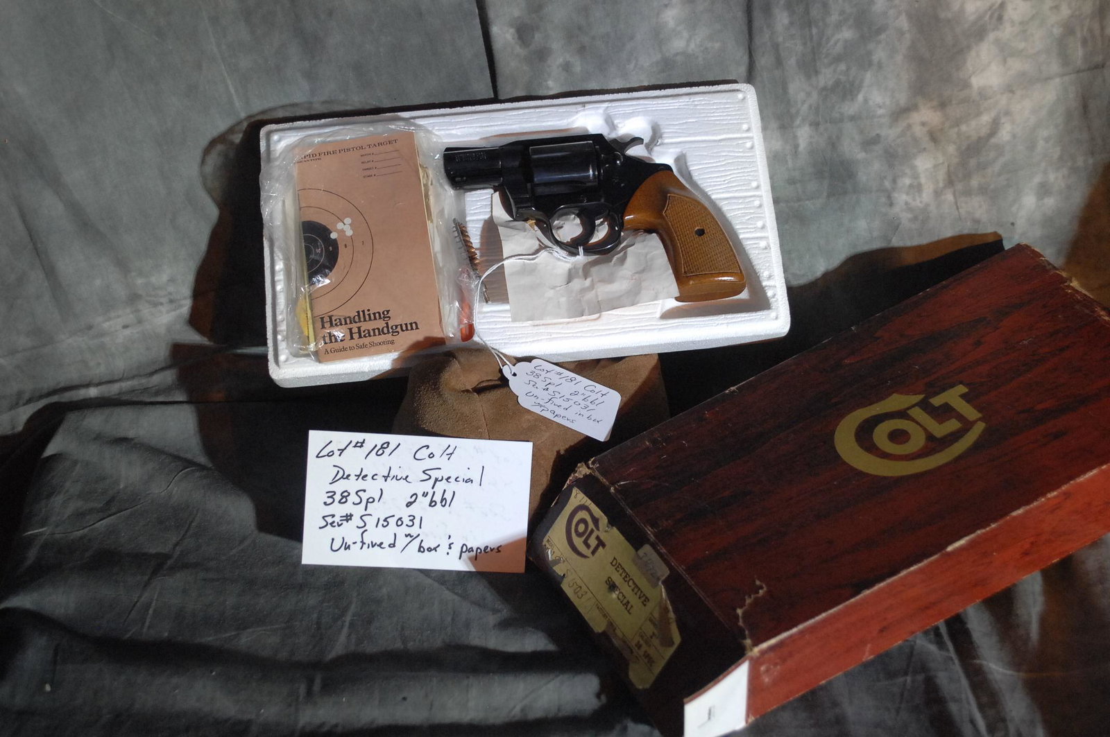 Colt Detective Special: 38 Special 2"bbl unfired with box & papers Ser# S15031