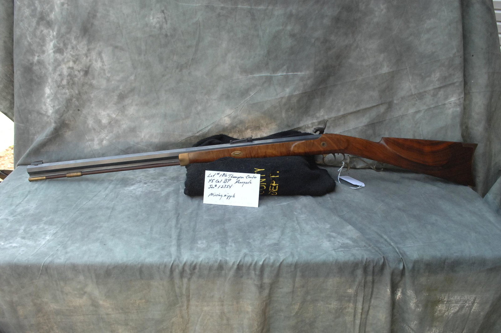 Thompson Center Renegade: .45 Cal Black Powder Ser# 12354 Missing Nipple