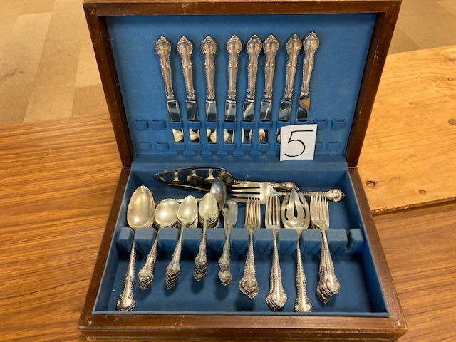 59 Piece Gorham English Gadroon Sterling Flatware Set: 59 Piece Gorham English Gadroon Sterling Flatware Set. From the Oneida Lake, NY Estate. Fresh to the market. All pieces are in used excellent condition with monogramming (see photos). 65.5 troy oz. to