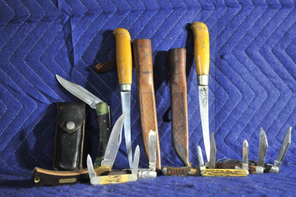 Assorted Knives: Assorted Knives. Rapala, J. Martins, Boker, Parker, Frontier, Case, Buck, Buck 110, Utica, and Schrade Model 60T. Some with cases.