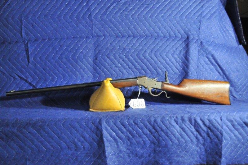 J. Stevens Favorite: J. Stevens Favorite. 32 RF Long. 20.5" bbl. Lyman rear tang sight. Serial No. D453.