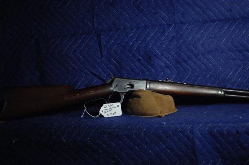 Winchester '92 lever rifle: 32WCF, missing loading gate and screw, and other screws, mag spring, follower, and end cap. Serial number 177048