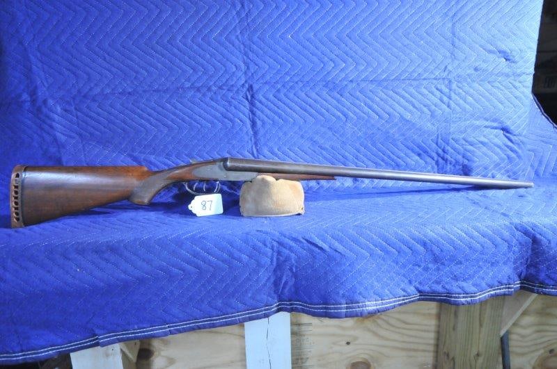 Tobin Arms Manufacturing Co., Norwich, CT SxS Shotgun: Tobin Arms Manufacturing Co., Norwich, CT SxS shotgun. 12 gauge, 2.75" Double trigger, extractors. 30" barrels. Bores dirty but shiny. Serial No. 1937.