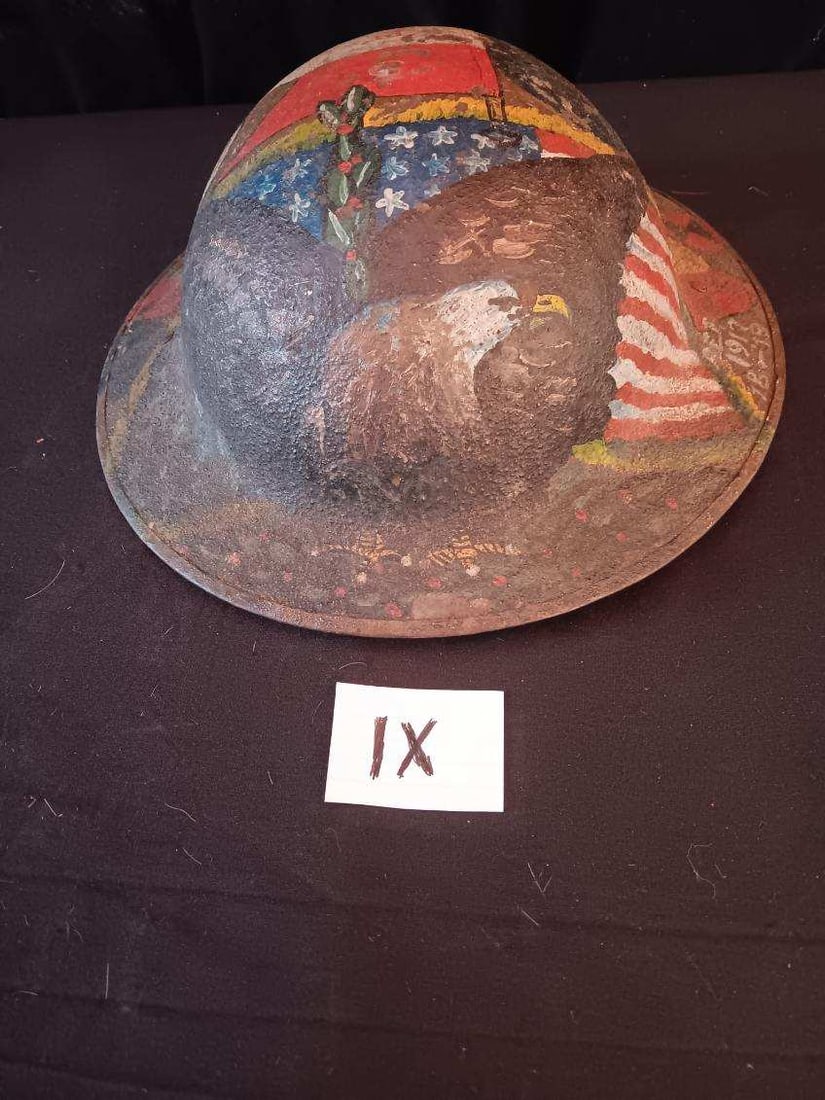 Excellent Trench Art WWI Cavalry Helmet: Excellent Trench Art WWI Cavalry Helmet. Rare museaum quality one of a kind hand painted cavalry soldiers helmet. The helmet has a beautiful American bald eagle in the front with both wings surroundin