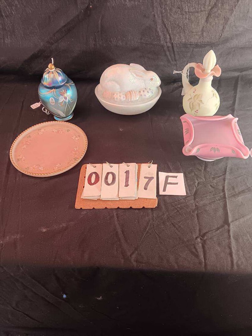 5 Excellent Fenton HP Glass Pieces: A- Burmese pink Fenton Ruffled HP bowl signed by Reynolds, Craig Fenton, Frank M. Fenton & Bill Fenton 1395/1950 cost $175 B- 95 Year anniversary 1905-2000 Burmese Fenton pink cruel w/ flowers signed