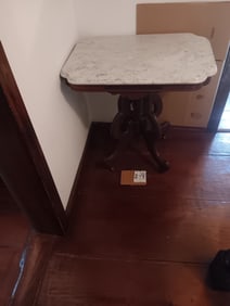 19c Vermont White Marble Top Cut Corner Table