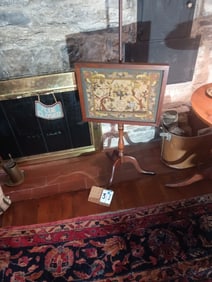 Excellent Adjustable 19c Needlepoint Fire Screen