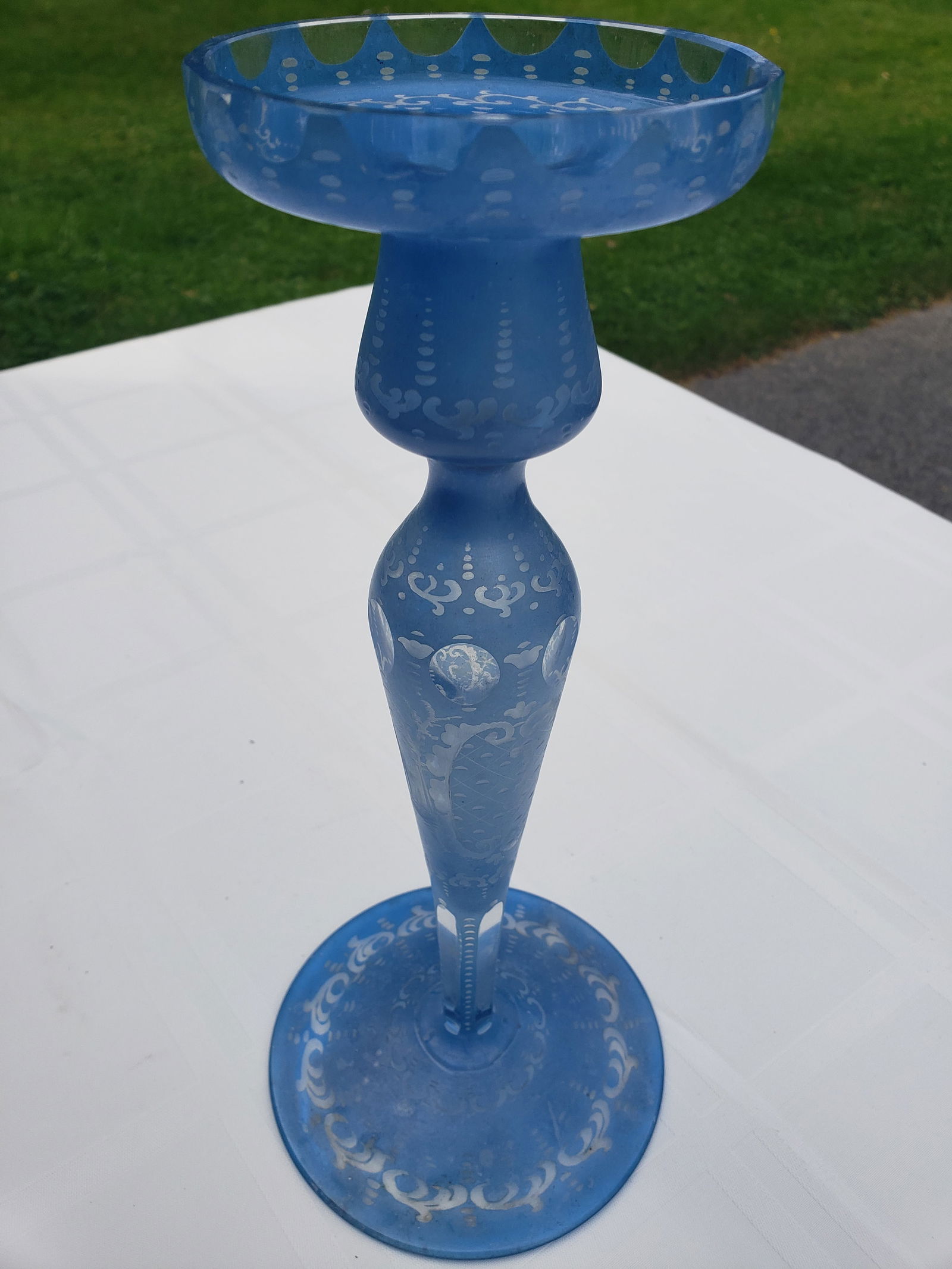 Five 19c to Early 20c Glass Pieces (1 of 10)