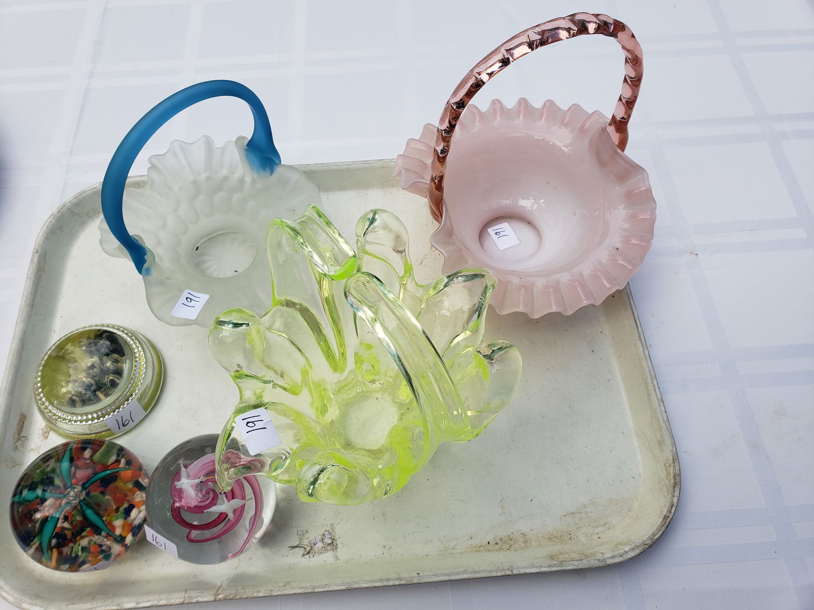 11 Vintage Glass and Porcelain Items (1 of 13)