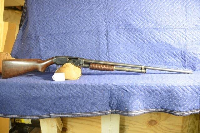 Winchester Model 12: Winchester Model 12. 16 gauge pump shotgun. 2.75" chamber. 28" full choke barrel. Some pitting and worn finish. Serial No. 809668.