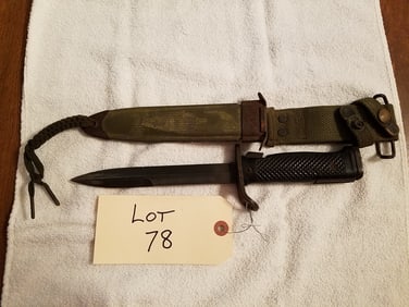 Vintage US M8A1 Scabbard with Bayonet