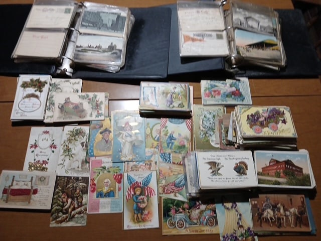 Estate Postcard Collection: Estate postcard collection. Includes 200+ postcards. See photos.