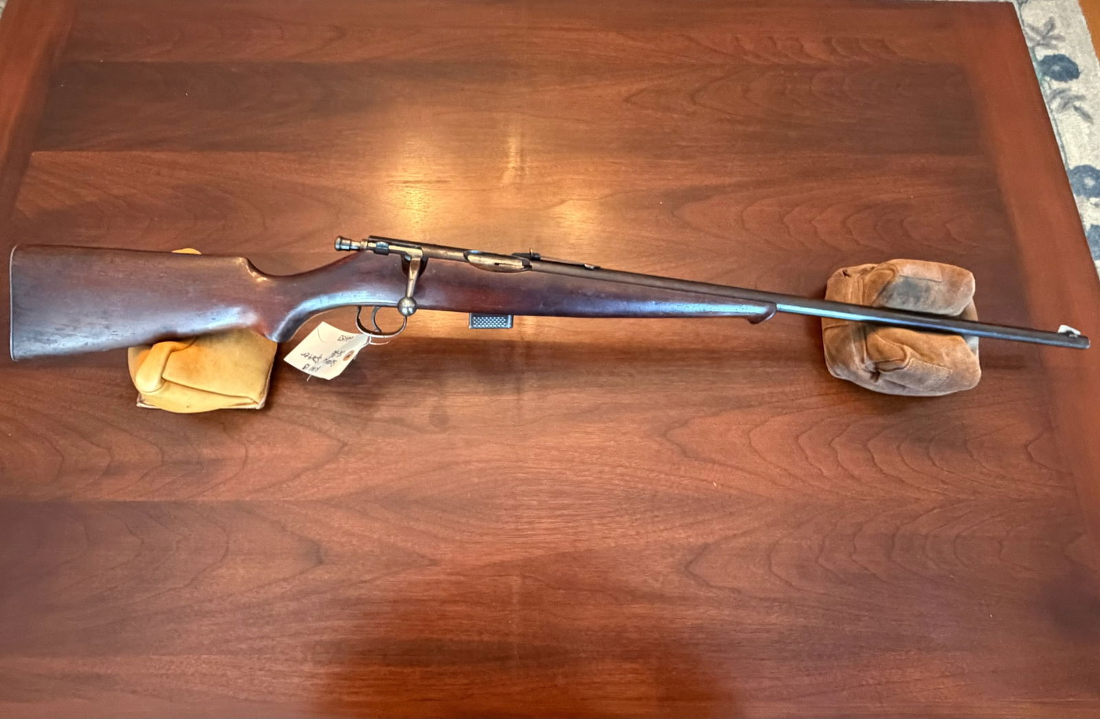Savage Model Sporter: Savage Model Sporter. 32-20. 24" barrel. Some scratches in the bluing. Serial No. 62453. See photos.