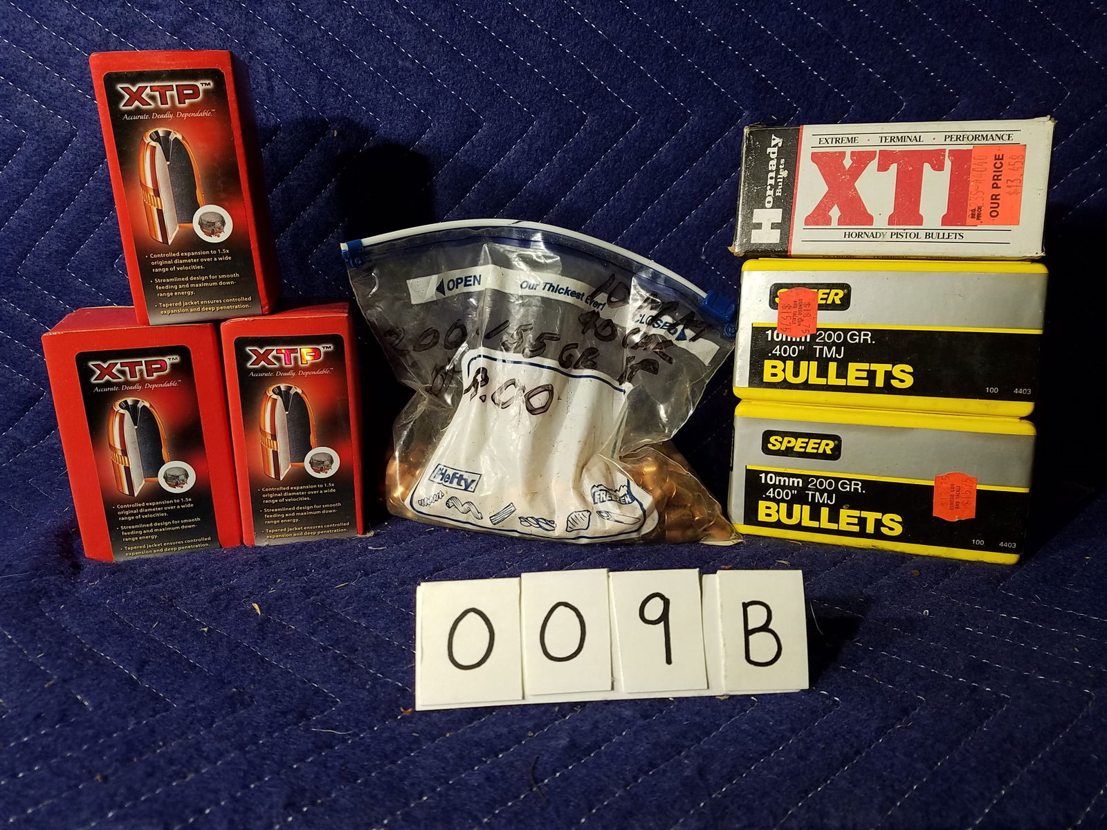 10mm Bullets: 10mm bullets. Various manufacturers. See photos.