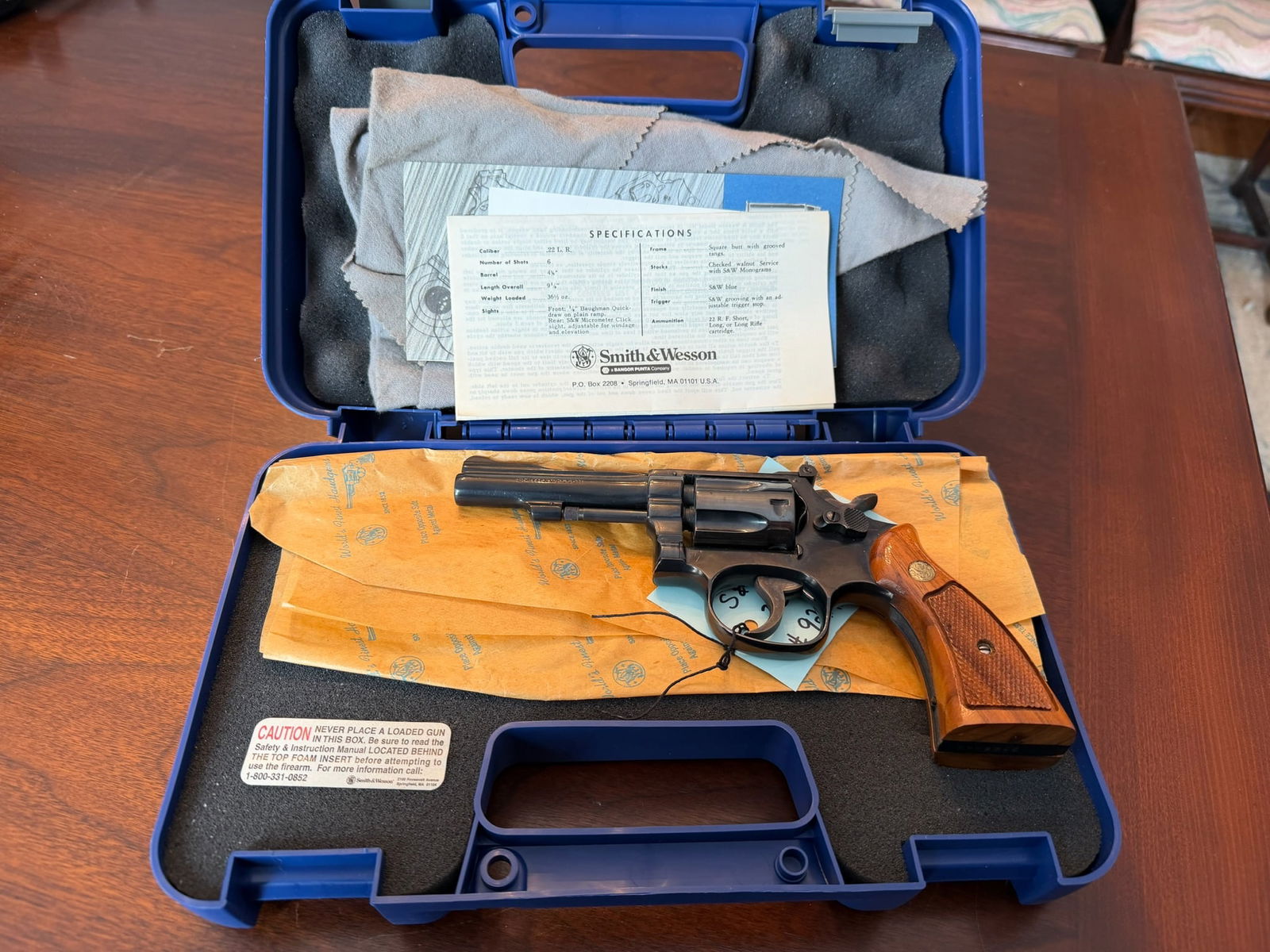 Smith & Wesson Model 18-4 (1 of 4)