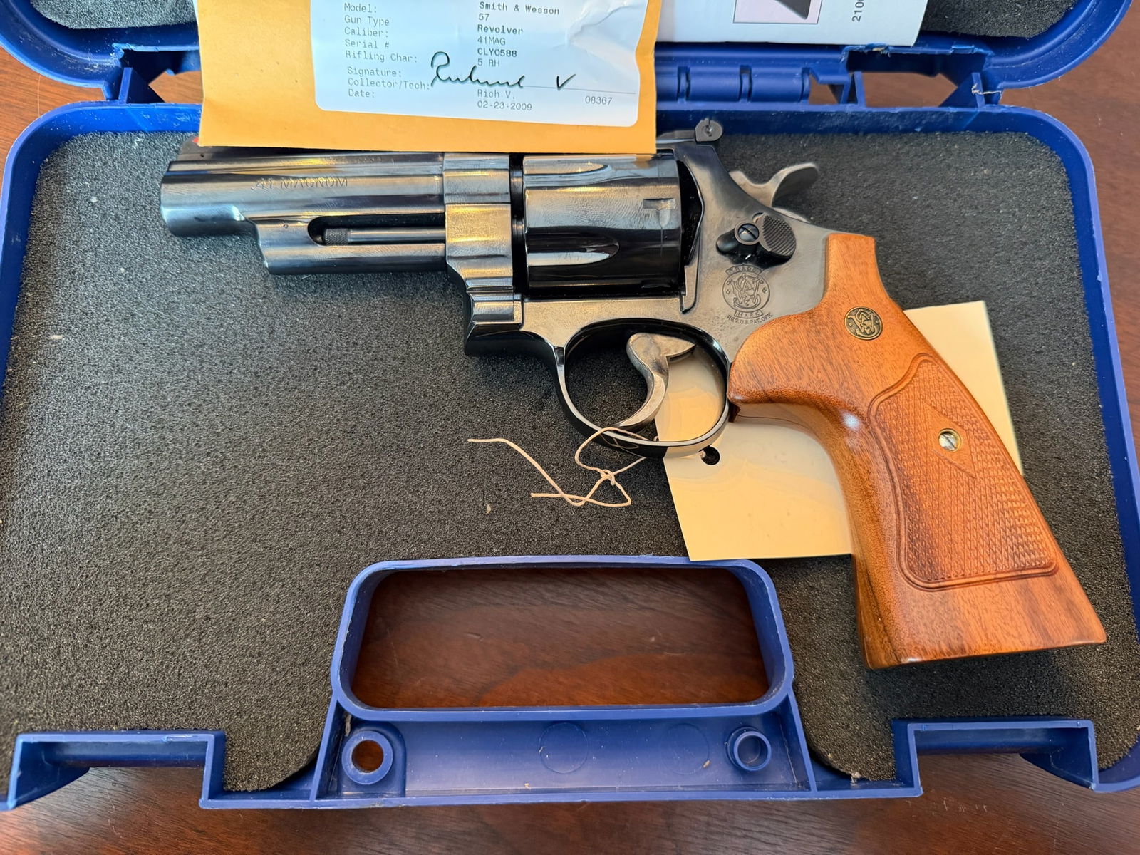 Smith & Wesson Model 57-6 - 2
