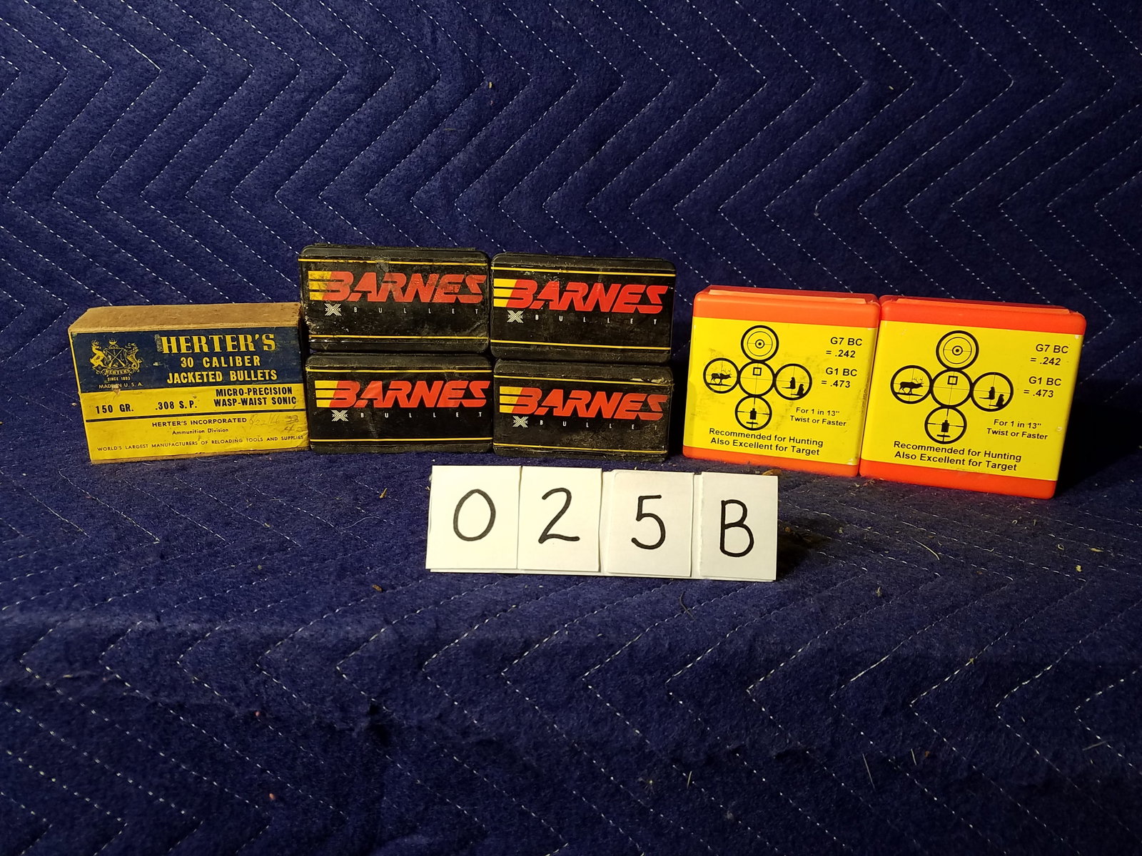 30 Caliber Bullets: 30 caliber bullets. Various manufacturers. Two partial boxes (one Berger and one Herters). See photos.