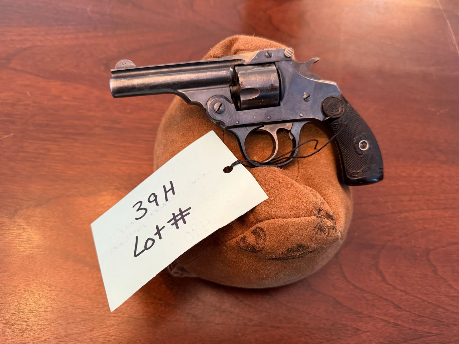 Iver Johnson Safety Automatic: Iver Johnson Safety Automatic. 32 Smith & Wesson. Serial No. 6490. See photos.