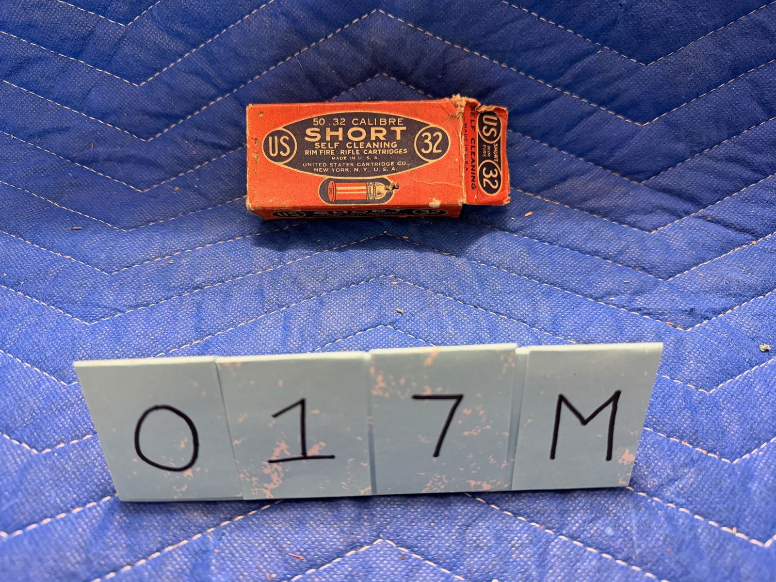 Vintage Box of US Cartridge Co. 32 Short Ammo: Vintage box of US Cartridge Co. 32 caliber short ammunition. Self cleaning rim fire. 25 rounds. See photos.