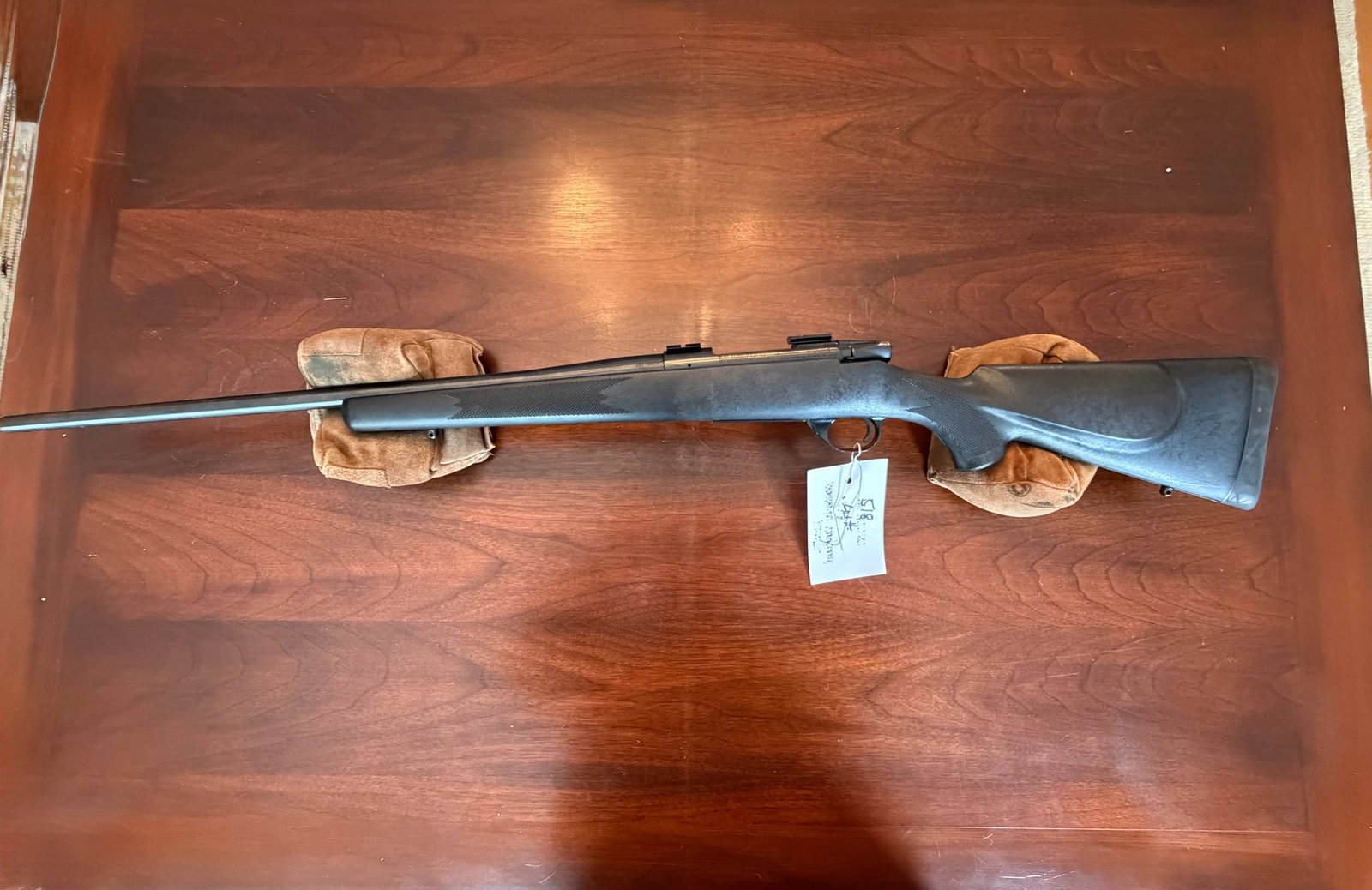 Weatherby Vanguard: Weatherby Vanguard. 223 Remington. 24" barrel. Has scope bases. Serial No. VS137727. See photos.