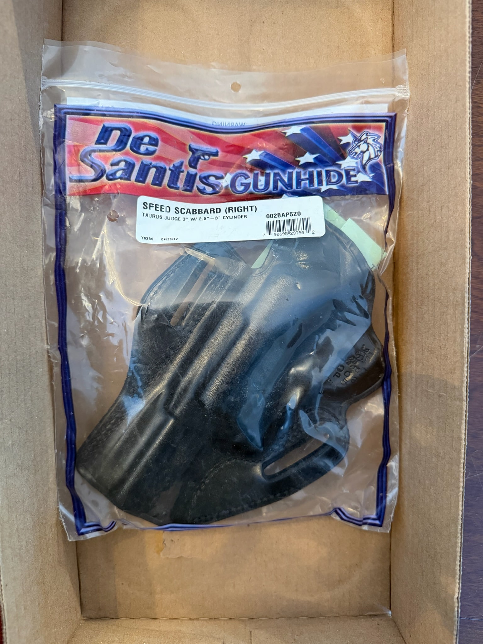 DeSantis Gunhide Speed Scabbard Right Hand: DeSantis Gunhide Speed Scabbard Right Hand. Taurus Judge 3" with 2.5"-3" cylinder. New in the bag. See photos.