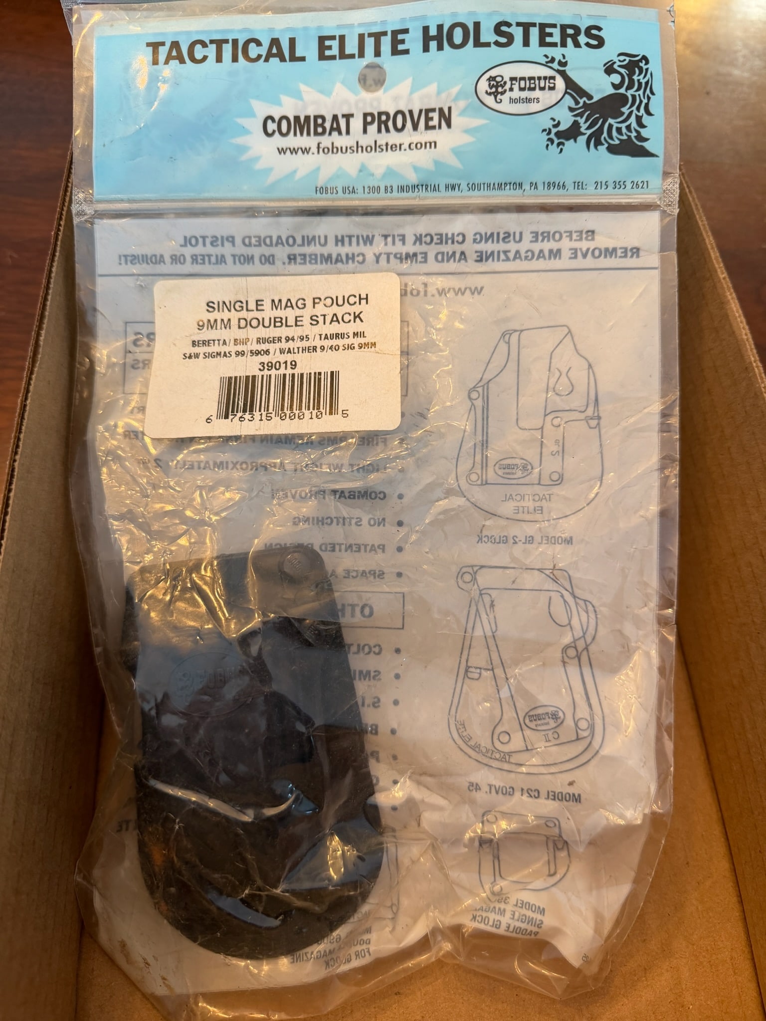 Three Tactical Elite Holster Items: Three Tactical Elite Holster items. One Paddle Glock, 9/40 Link or Chain, Handcuff Case/Mag Pouch Combination. One Roto Paddle Holster Kahr, K40 Metal. One Single Mag Pouch, 9mm Double Stack. See