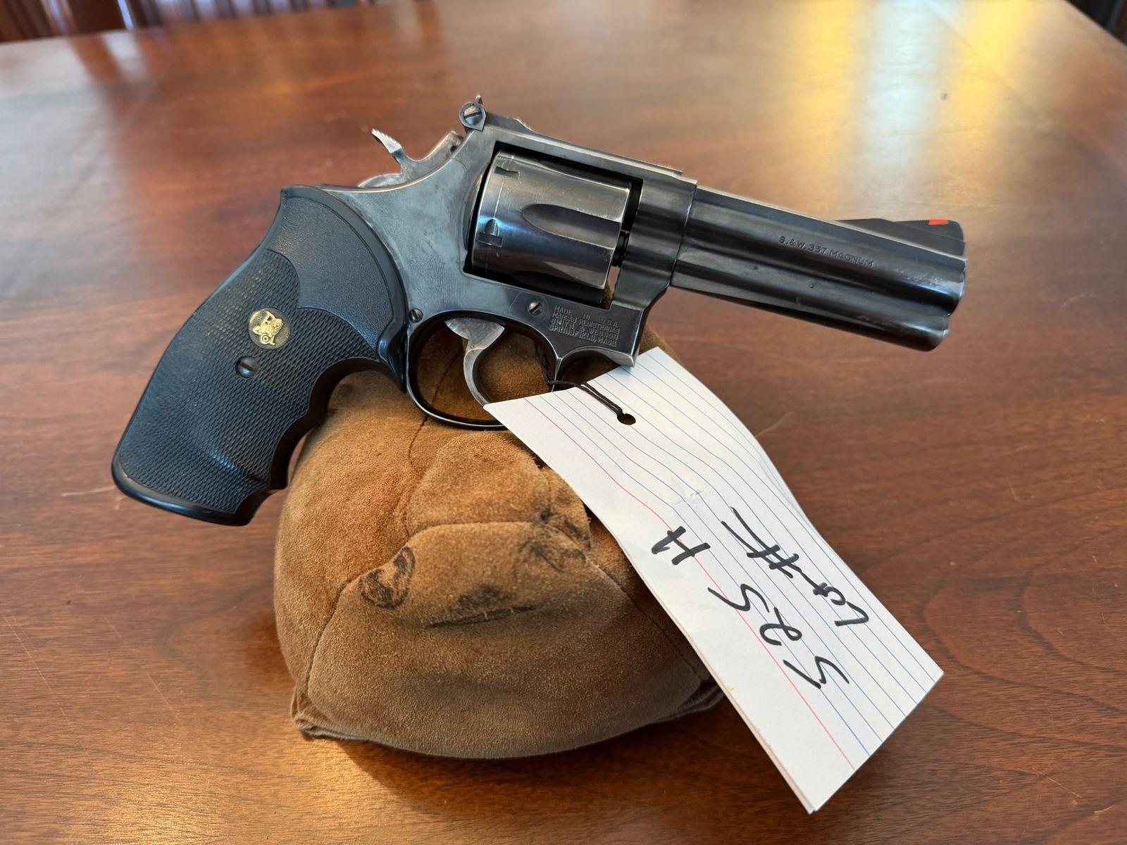 Smith & Wesson Model 586 - 2