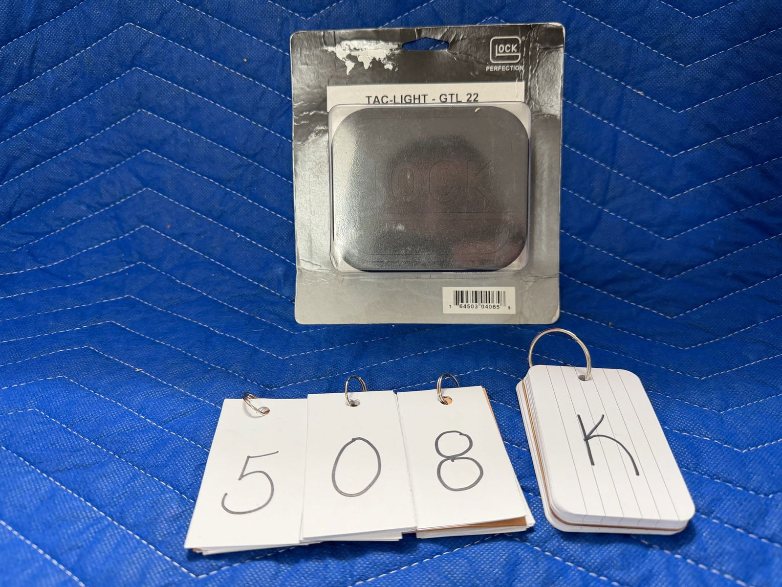 Glock Tac-Light Model GTL22: Glock Tac-Light Model GTL22. Light and laser. New in the package. See photos.