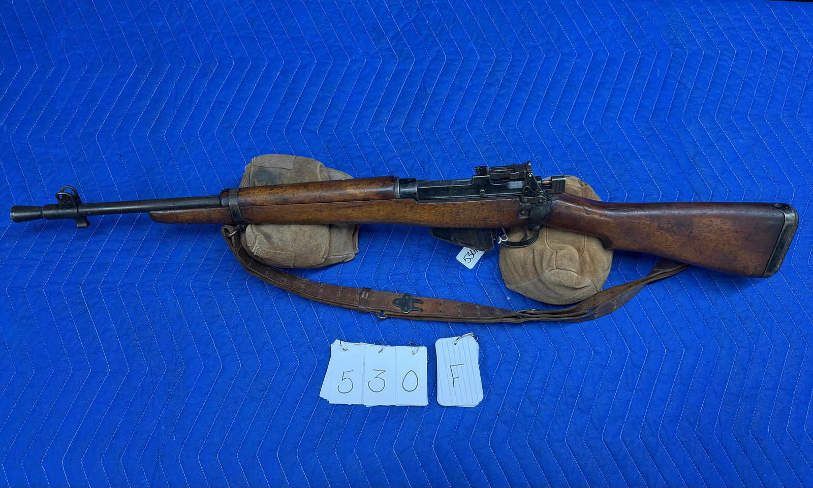Lee Enfield Mark 5 Jungle Carbine: Lee Enfield Mark 5 Jungle Carbine. .303 British Caliber. Royal Ordinance Factory, Fazakerley. 5/46 (May 1946). Magazine serial number matches the gun. 20.5" barrel. BOLT IS SEIZED but is otherwise in