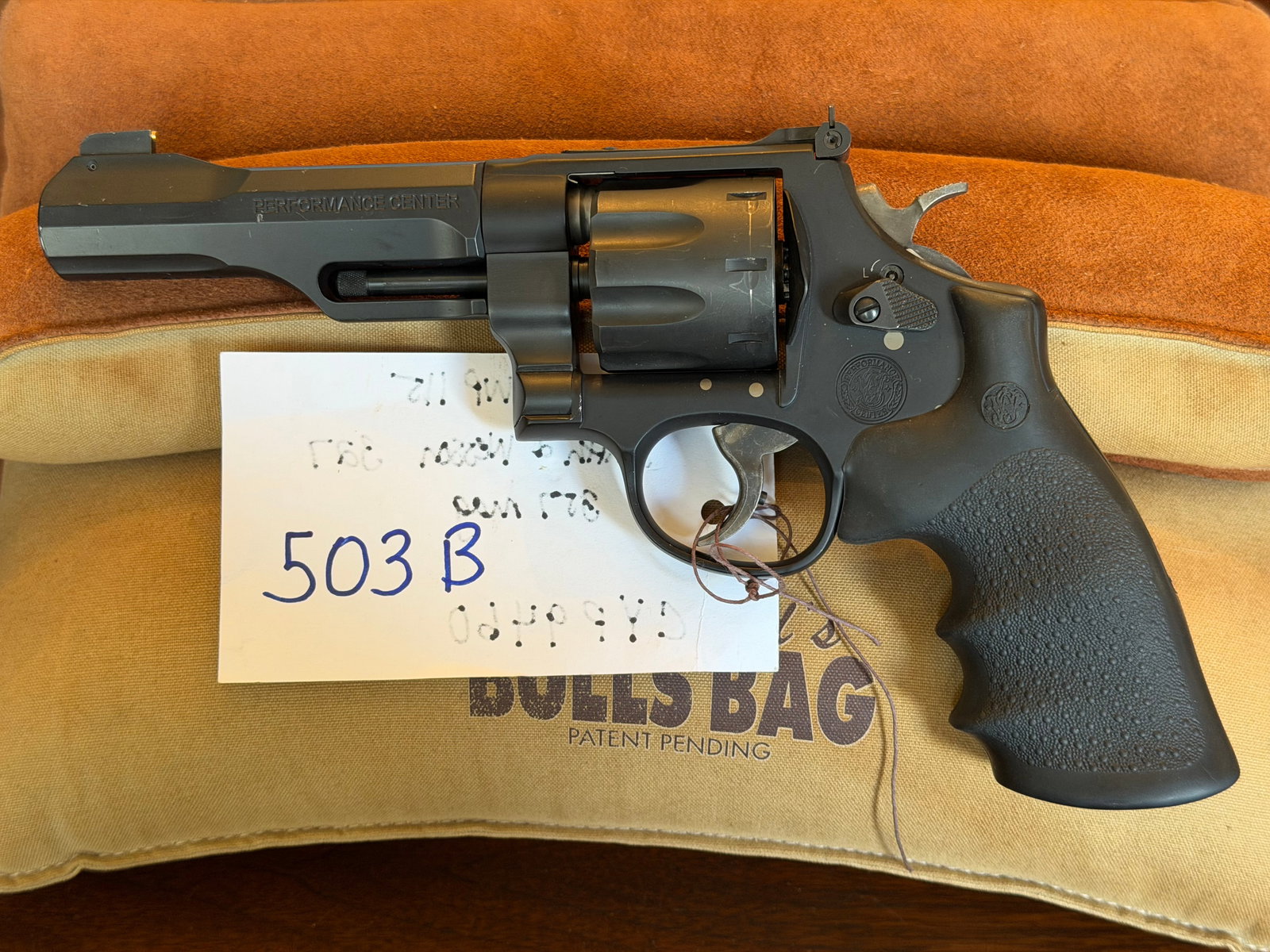 Smith & Wesson Performance Center Model 327 (1 of 2)