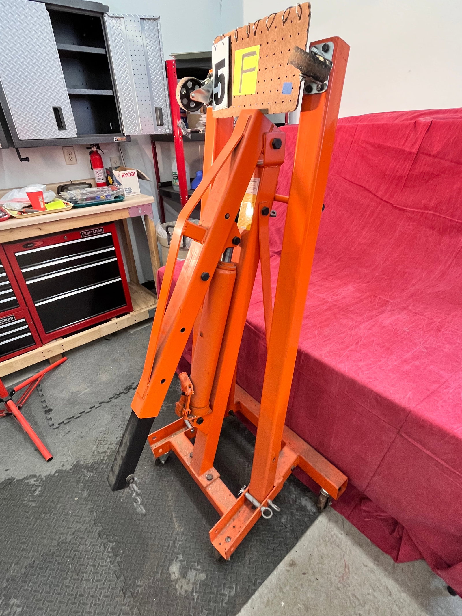 Like New Central Hydraulics Engine Hoist - 2