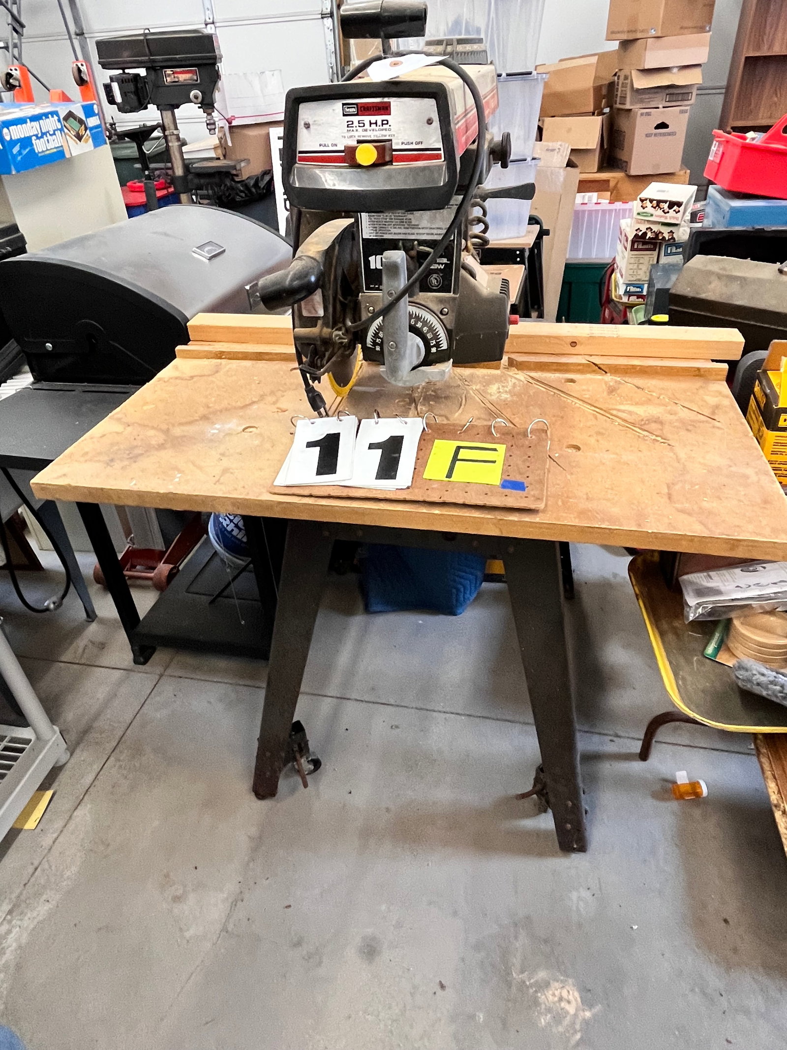 Craftsman Radial Arm Saw on Stand (1 of 2)
