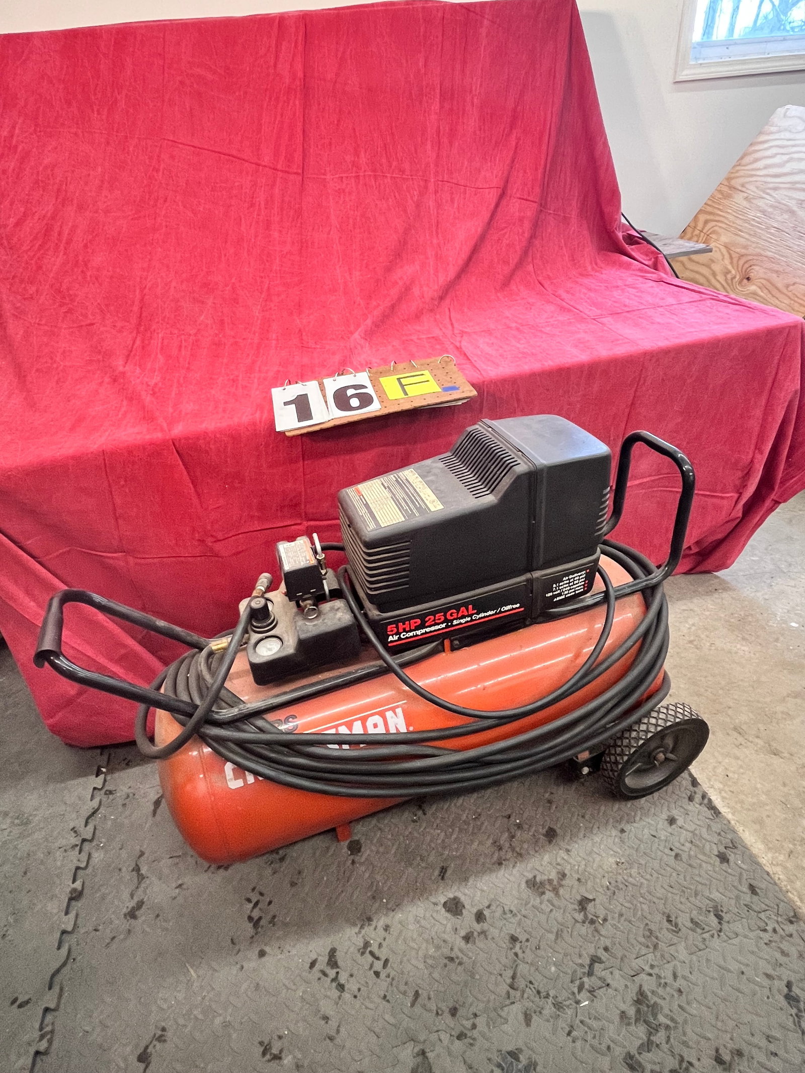 25 Gallon 5HP Craftsman Air Compressor: 25 gallon 5HP Craftsman air compressor. 40"l x 19"w x 29"h. See photos. Please read the Terms and Conditions of this auction THOROUGHLY for IMPORTANT bidder information.