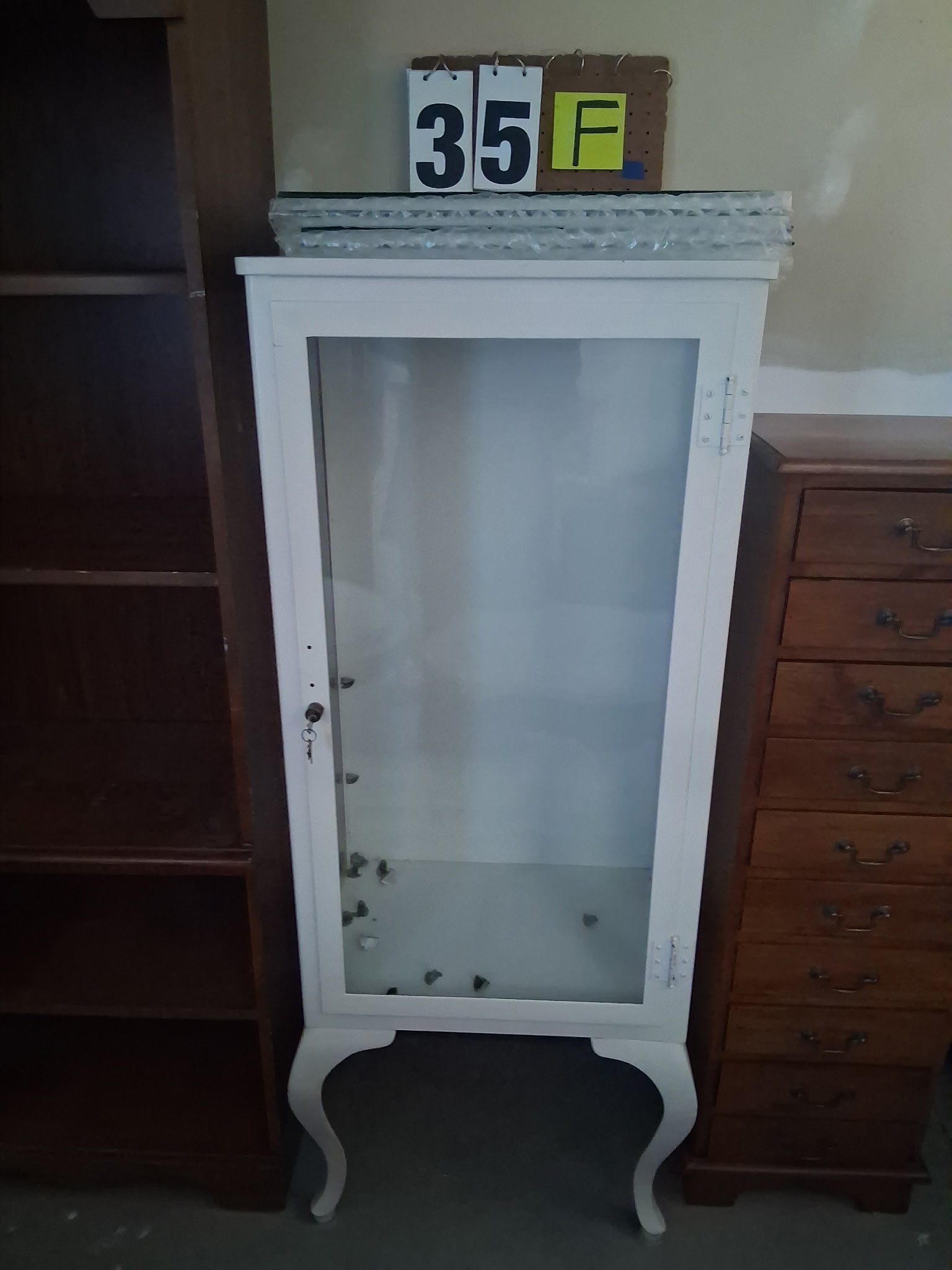 Excellent American Metal Doctors Cabinet with Key: Excellent American metal doctors cabinet with key. Has four adjustable shelves. Circa early 1900s. 24.75"w x 16.375"d x 62.625"h. See photos. Please read the Terms and Conditions of this auction