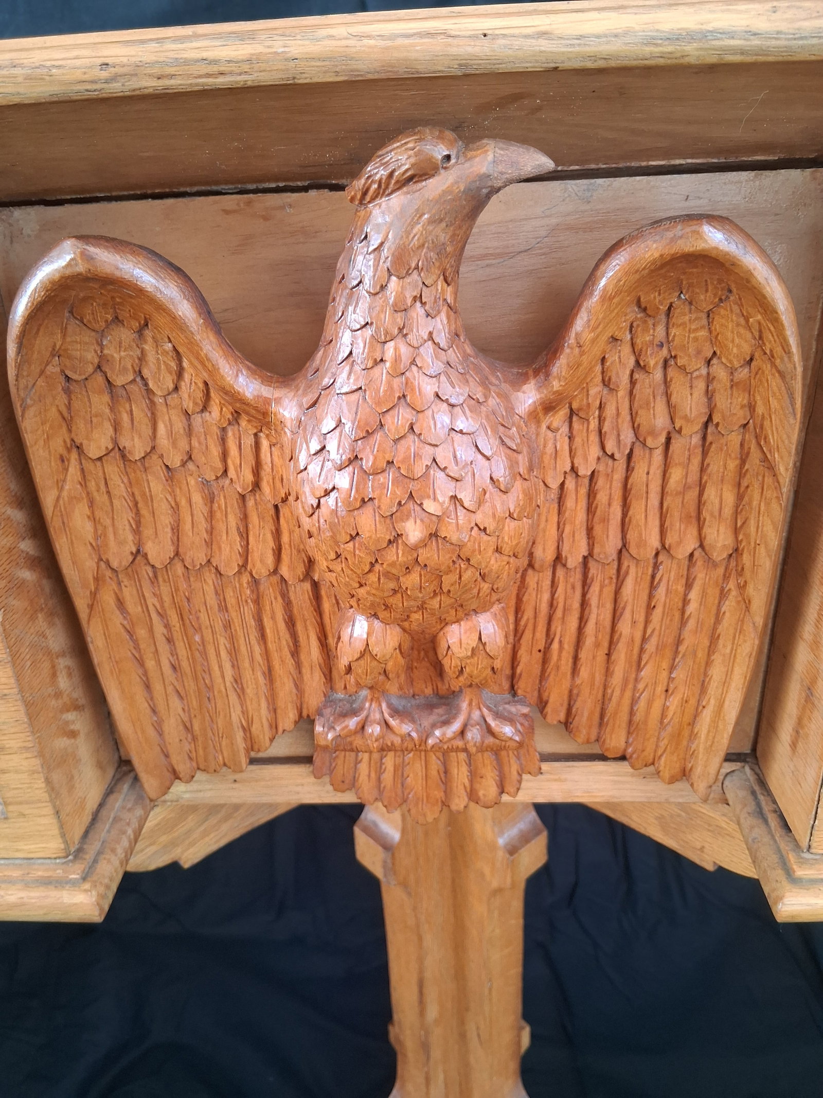 Rare Solid Oak Eagle Carved Podium - 2