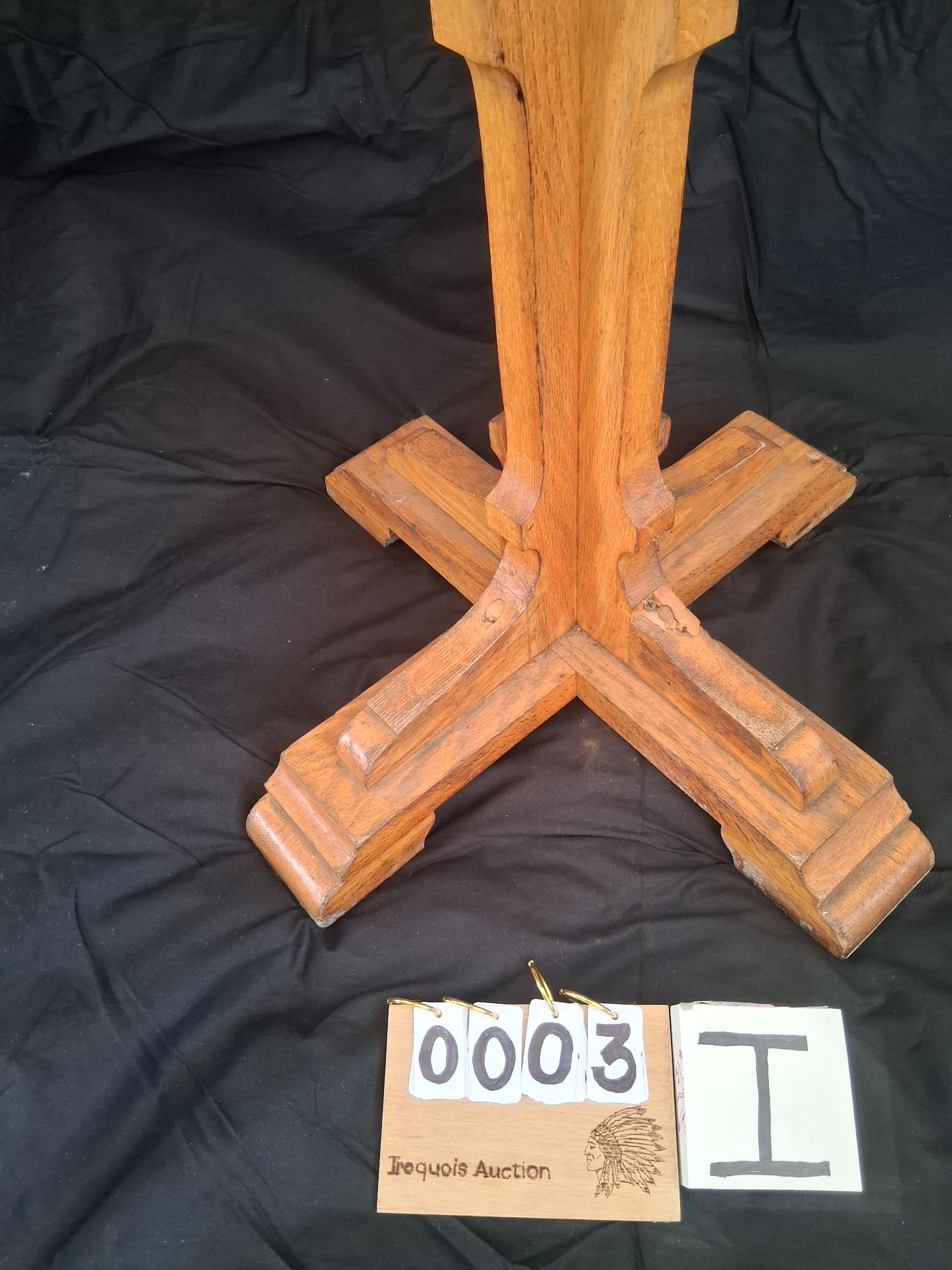 Rare Solid Oak Eagle Carved Podium - 7