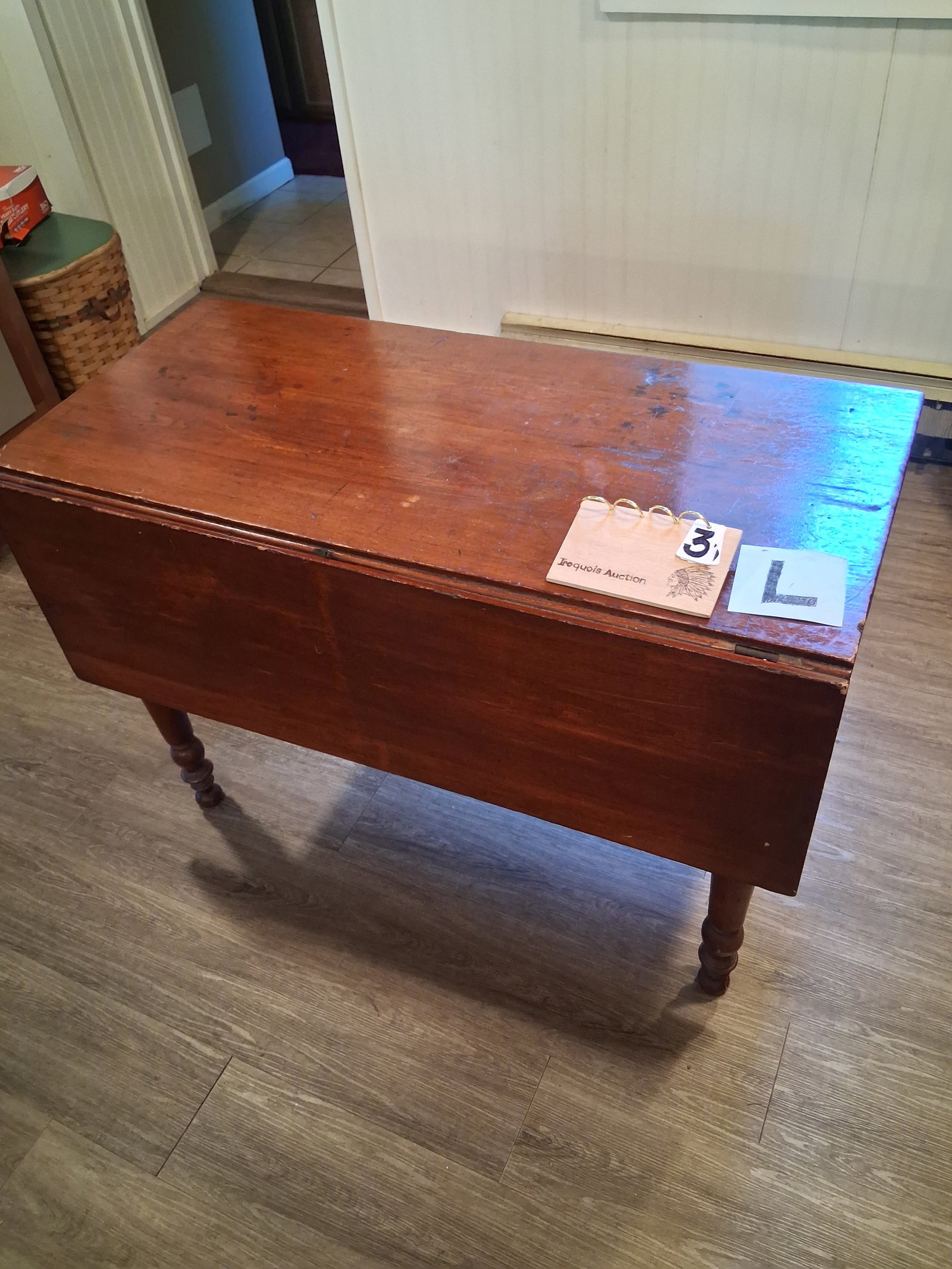1890s American Pine Drop Leaf Table: 1890s American pine drop leaf table. Open it is 48"w x 42"d x 28.75"h. Closed it is 20.5"w x 42"d x 28.75"h. See photos. Please read the Terms and Conditions of this auction THOROUGHLY for IMPORTANT