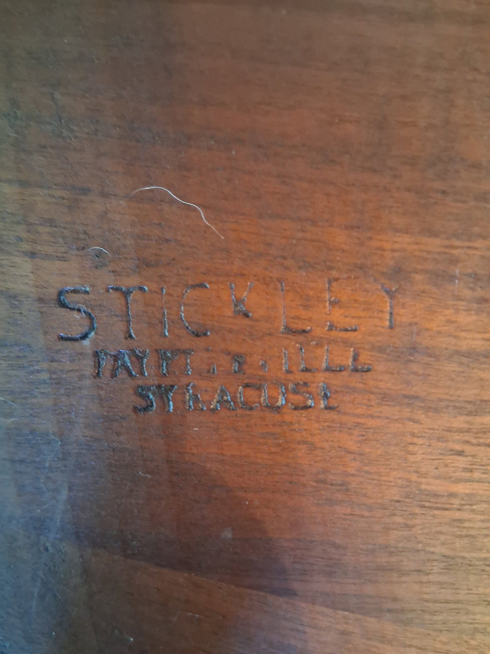 Signed Stickley Syracuse Solid Cherry Windsor Armchair - 3