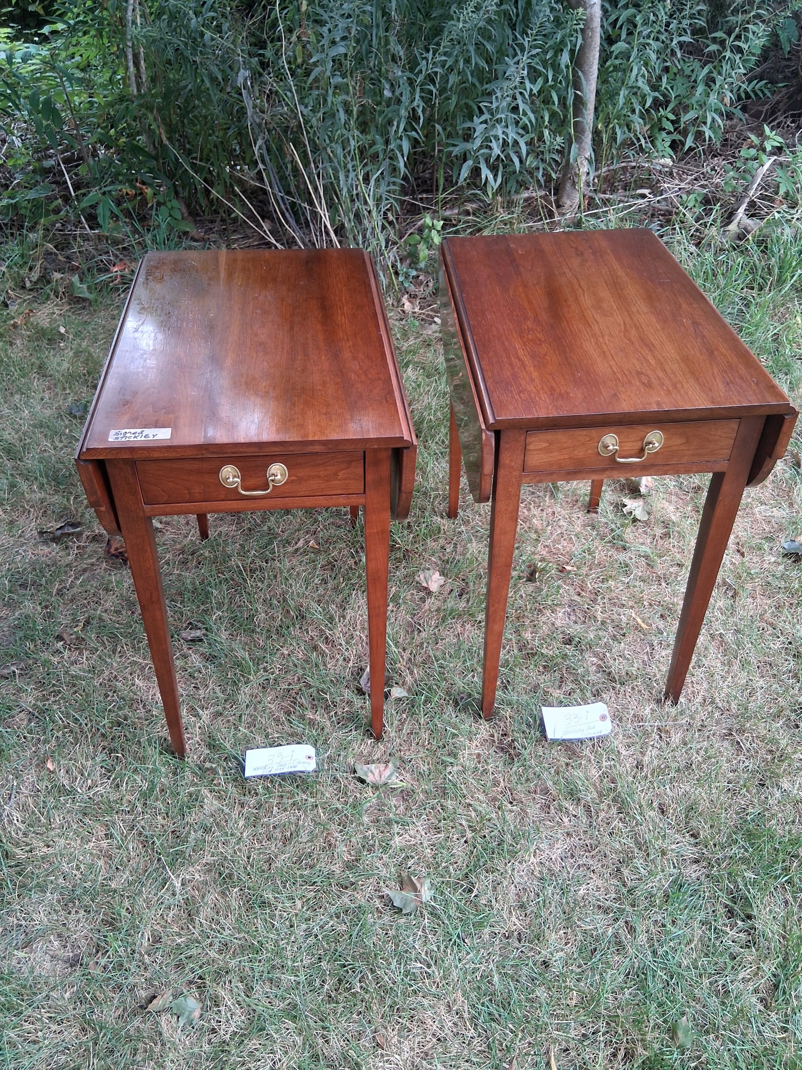Beautiful Pair of Matching Stickley Solid Cherry Drop Leaf Tables: Beautiful pair of matching Stickley Fayetteville, NY solid cherry drop leave tables. Leaf open - 32"w x 26"d x 27"h. Leaf closed - 15.75"w x 26"d x 27"h. See photos. Please read the Terms and