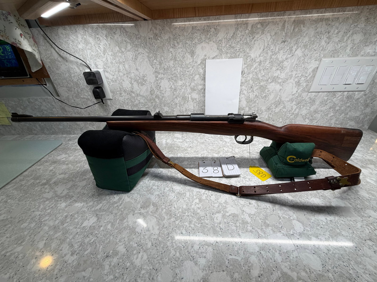Chilean Model 1895 Mauser: Chilean Model 1895 Mauser. 7x57mm.22" barrel. Has Chilean inspection mark on the receiver. Receiver marked Deutsche Waffen-und Munitions Fabriken (DWM) Berlin. In overall very good condition. Serial