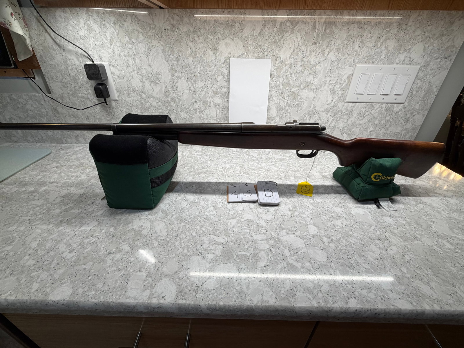 J.C. Higgins Model 583.15: J.C. Higgins Model 583.15. 20 gauge shotgun. 2.75" shells. 26" barrel with fixed choke. Manufactured for Sears, Roebuck & Co. In overall good condition. NSN. See photos. Please read the Terms and