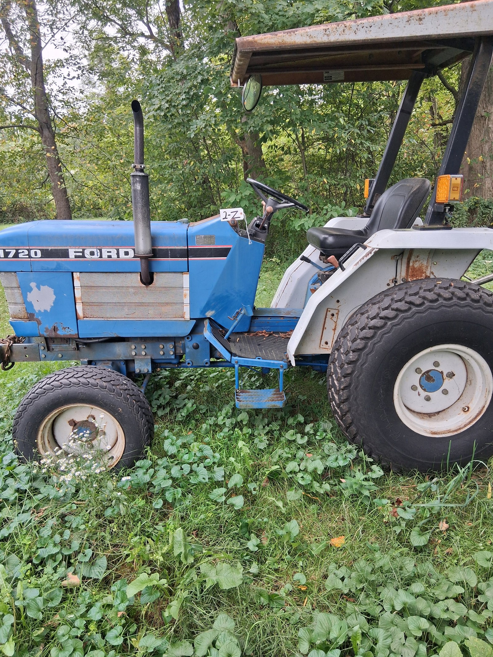 Ford 1720 Diesel Tractor - 2