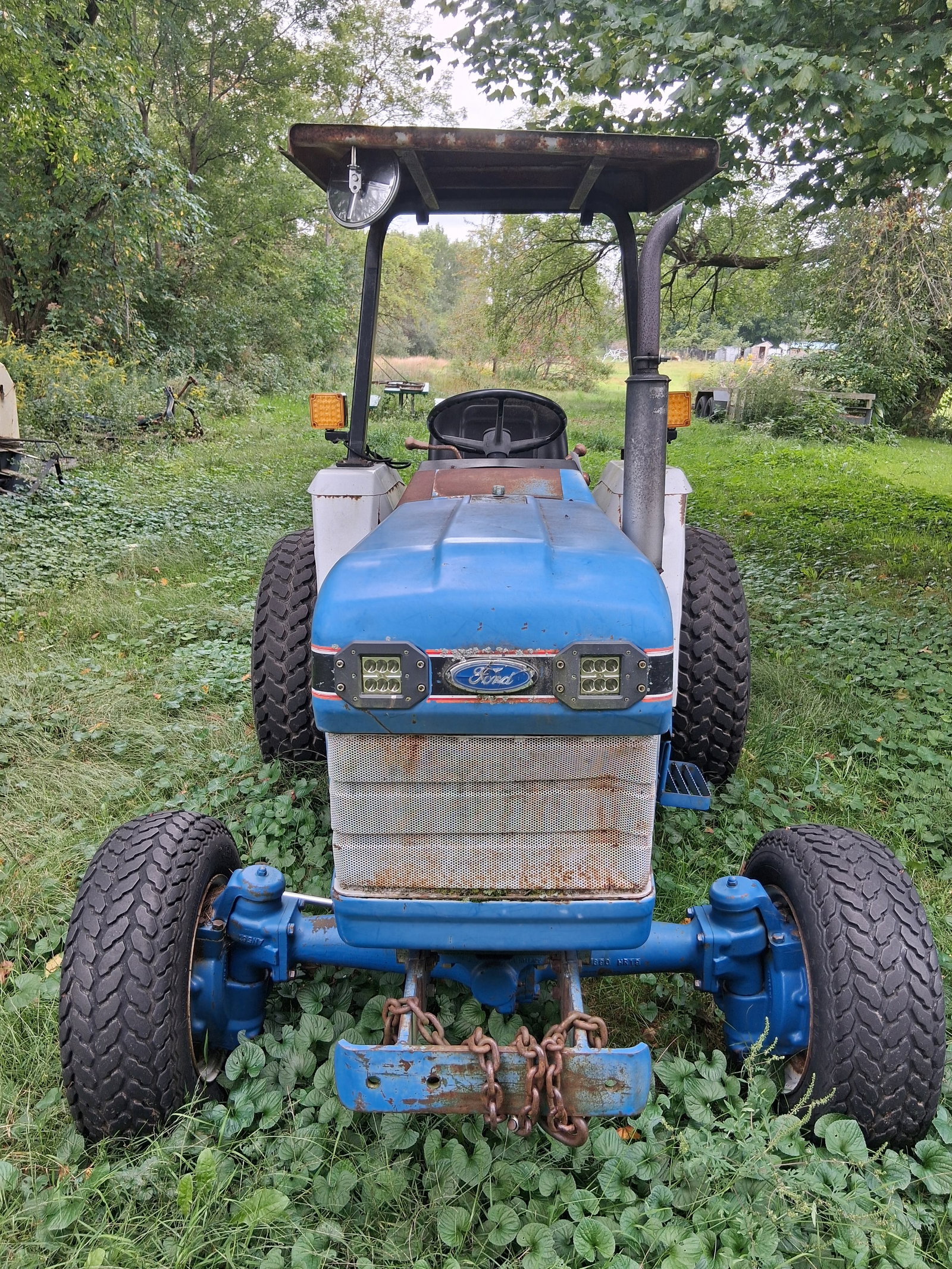 Ford 1720 Diesel Tractor - 3