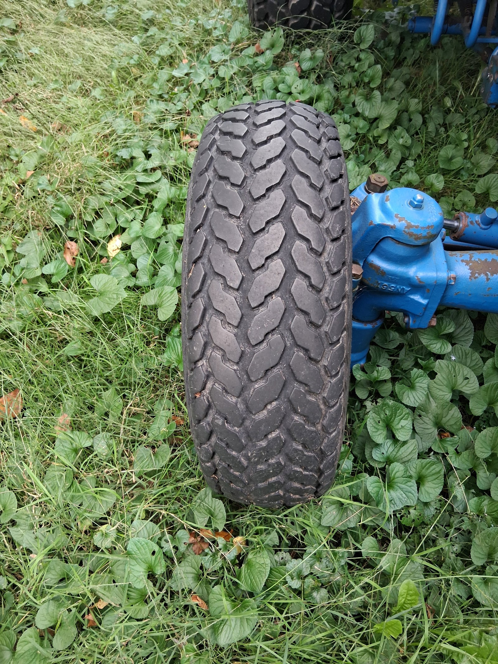Ford 1720 Diesel Tractor - 4