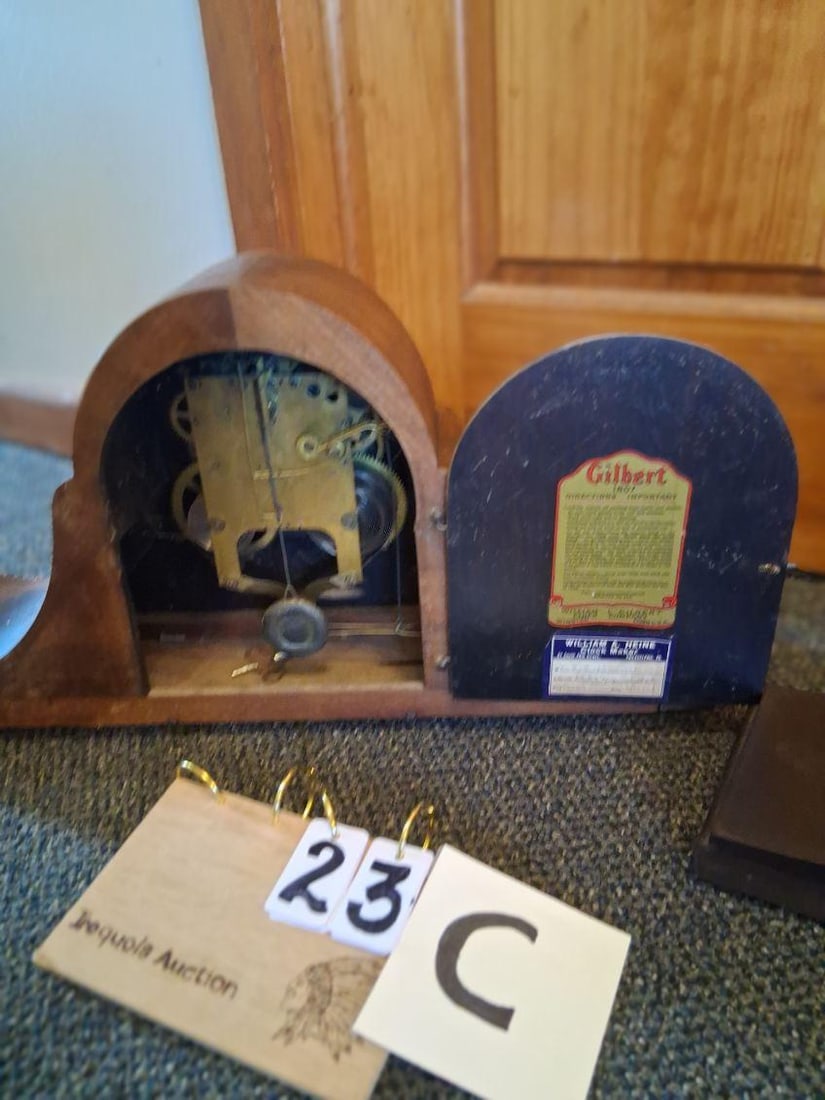 Two 1890s American Key Wind Clocks - 7