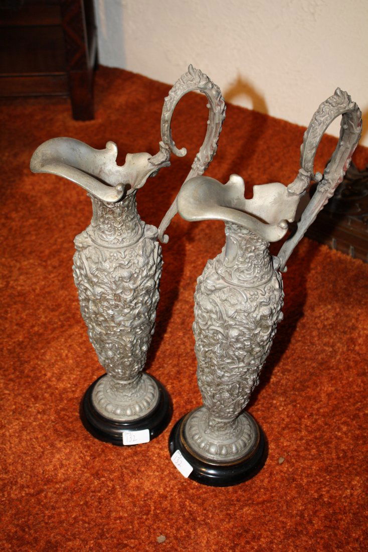 Pair of matching 19th century eurers with Lion hunting (1 of 1)