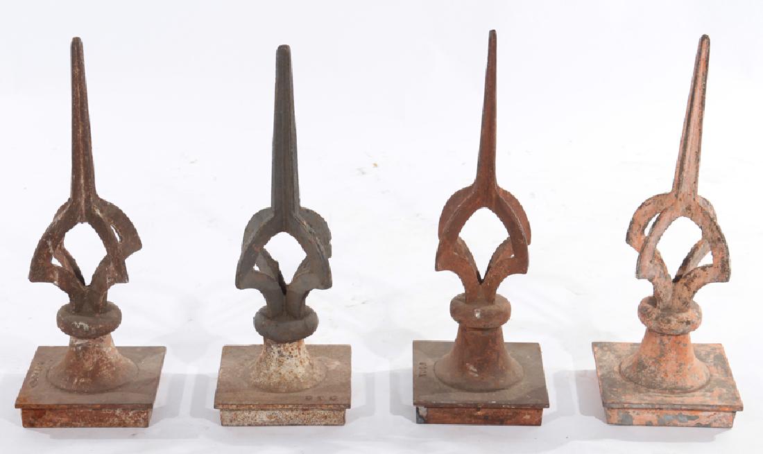 LOT 4 CAST IRON ARCHITECTURAL FINIALS 1910 (1 of 4)